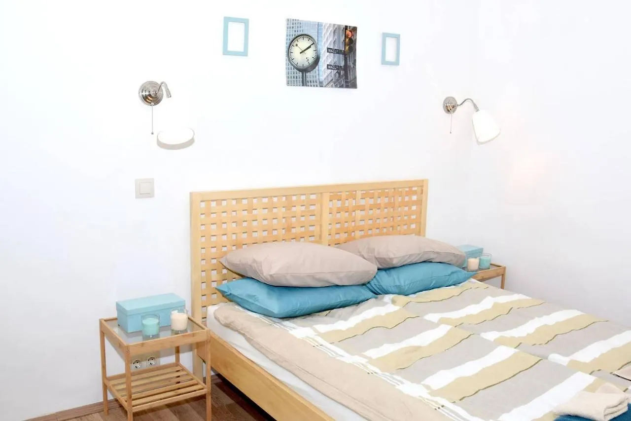 Bpr Rainbow Design Apartments Budapešť