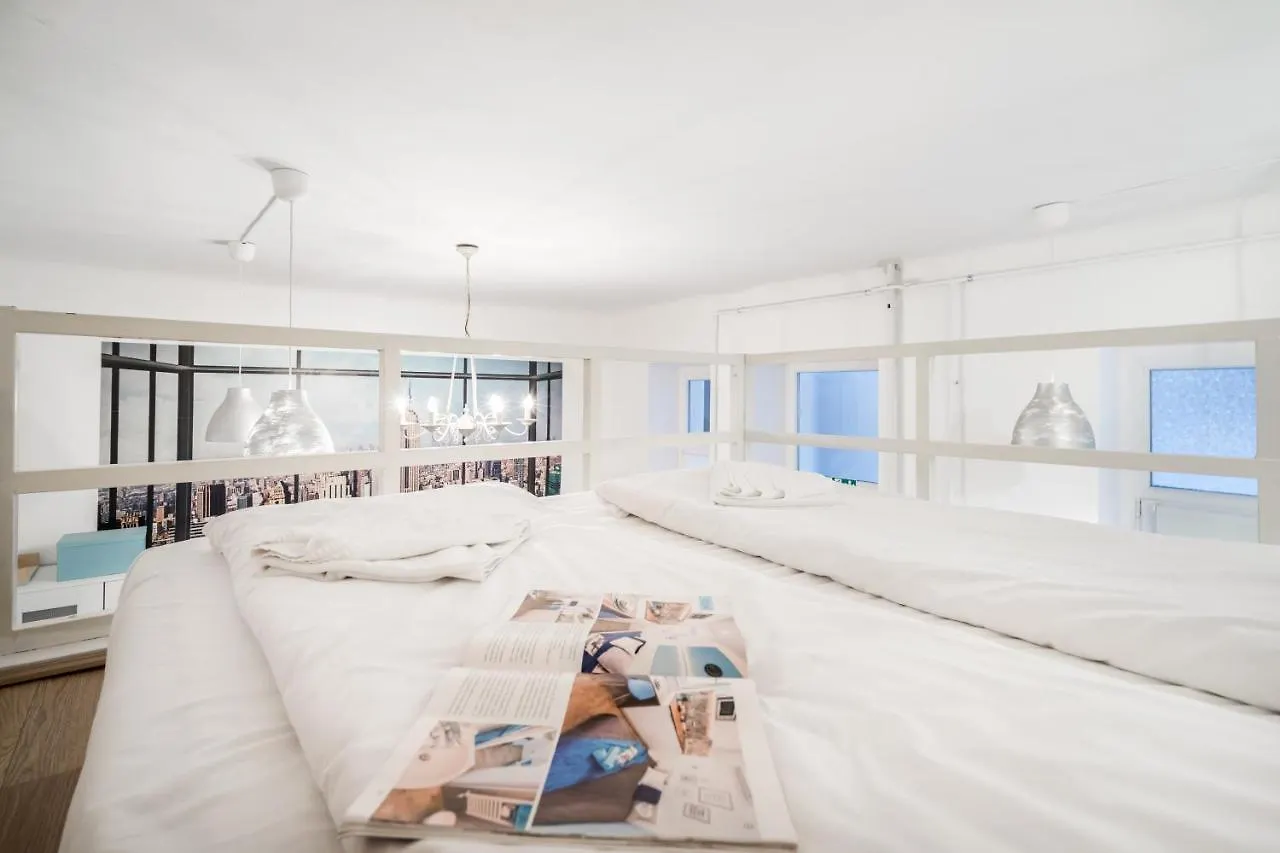 Bpr Rainbow Design Apartments Budapest